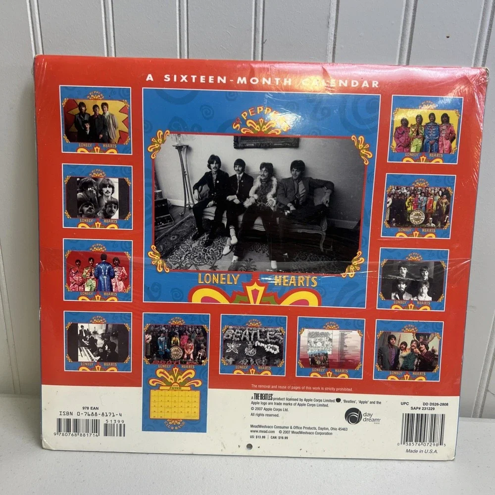 2008 The Beatles Sgt. Peppers Lonely Hearts Club Band 12